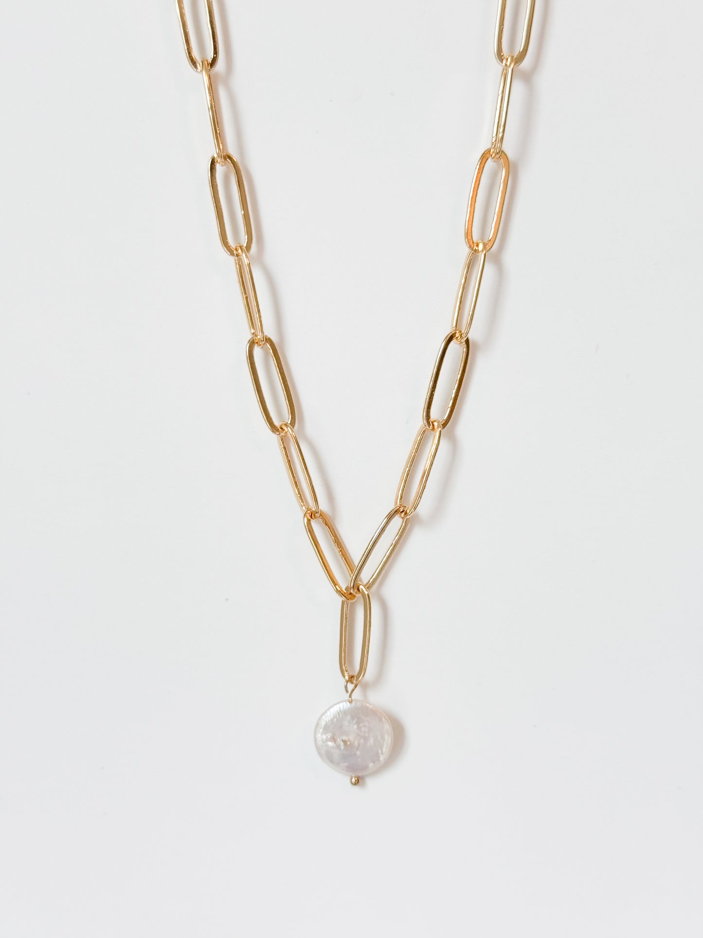 Pearl Oval Chainlink