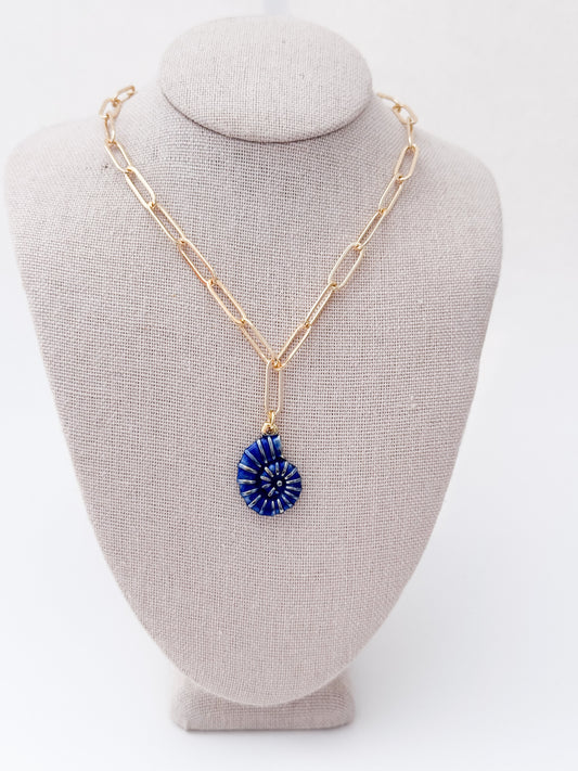 Cobalt Blue Conch Chainlink Necklace